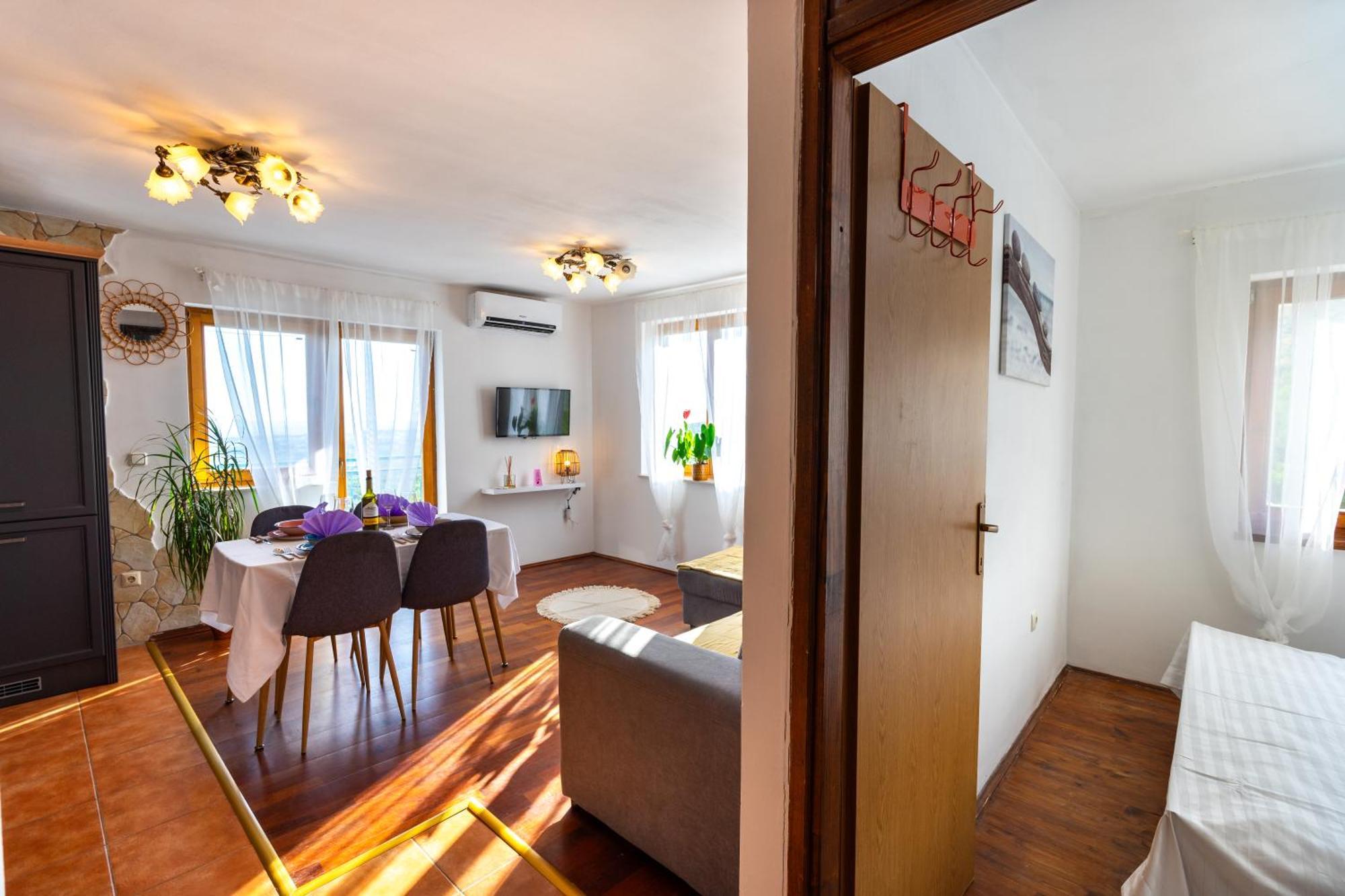 Olive Garden House In Zrnovnica With A View & Bbq Villa Ngoại thất bức ảnh